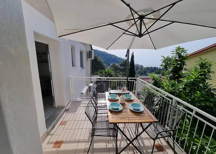 Penthouse Draga Sky In With Free Parking, One Balcony And One Terrace