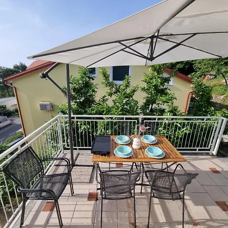 公寓 Penthouse Draga Sky In With Free Parking, One Balcony And One Terrace *