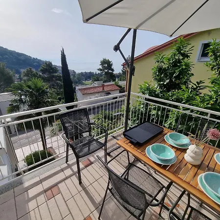 Penthouse Draga Sky In With Free Parking, One Balcony And One Terrace 公寓 *