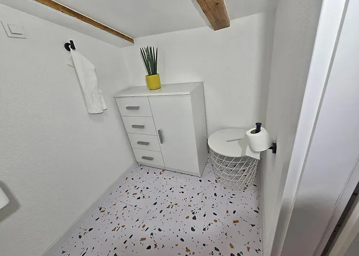 Penthouse Draga Sky In With Free Parking, One Balcony And One Terrace דירה