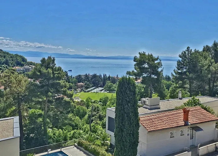 דירה Penthouse Draga Sky In With Free Parking, One Balcony And One Terrace *